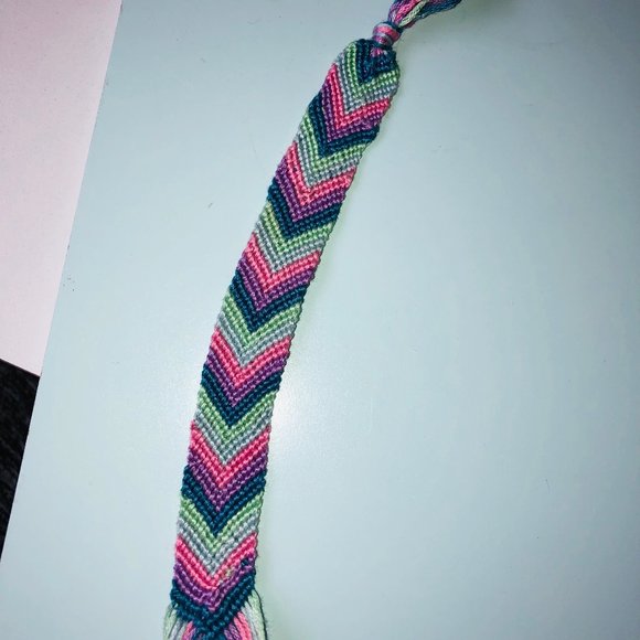 Handmade Chevron Friendship Bracelet - Picture 1 of 1